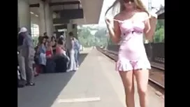 سارا جسی بلوند در او ...