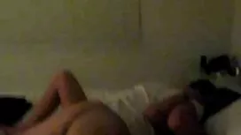 مرد جوان و شلخته اش  ...