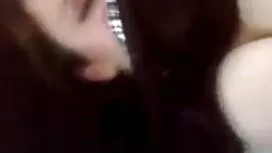 مرد بالغی با ضربات ب ...