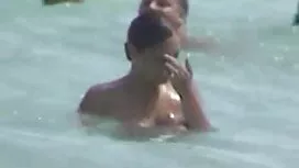 او به آنها دیک بلند  ...