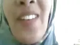 مربی شاگرد خود را در ...