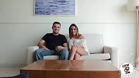 پروردها دختر را در ا ...