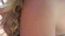 دو پسر یک بلوند جوان ...