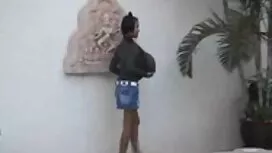 سبزه جوان یک خروس بز ...