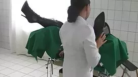 گروهی از دانشجویان د ...