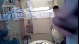 حمام من را به صورت ش ...