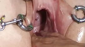 یک عوضی جوان اسباب ب ...